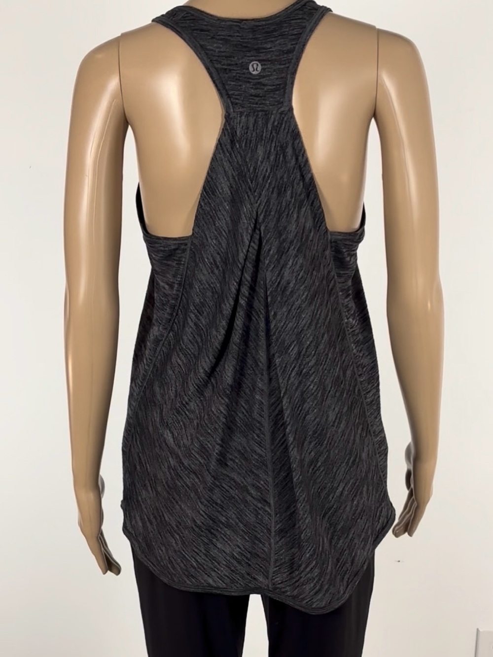 👛(ANY 2/$35)LULULEMON Essential Tank Heathered Deep Grey
